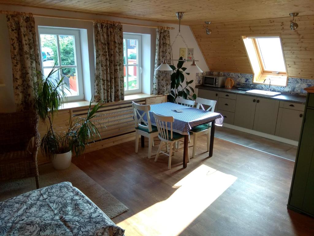 Dům na návsi room 1