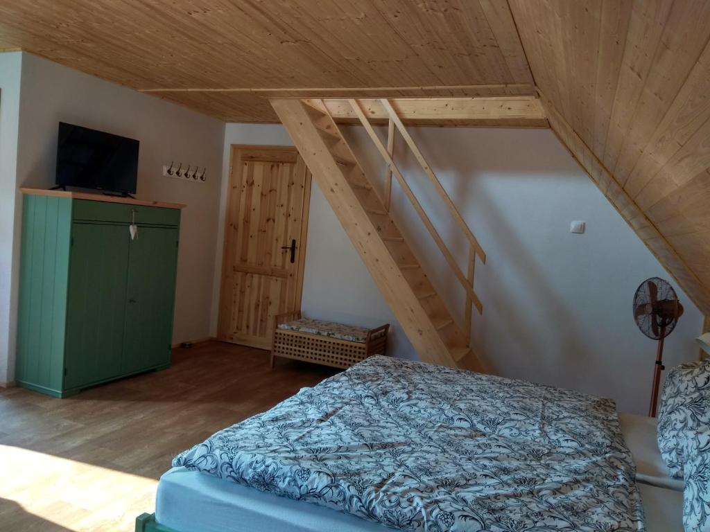 Dům na návsi room 3